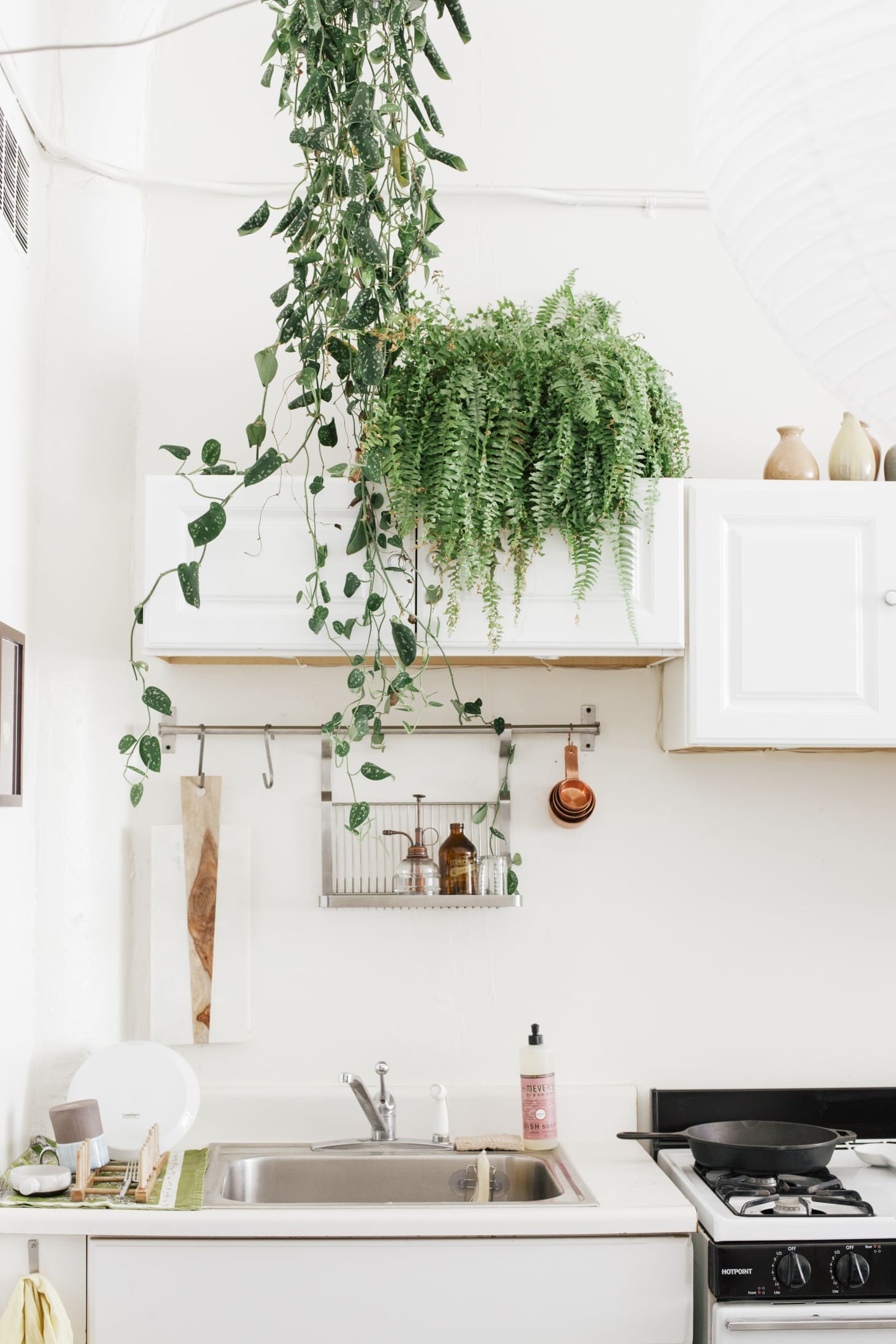 35 Best Small Kitchen Design Ideas - Decorating Small Kitchen Pictures ...